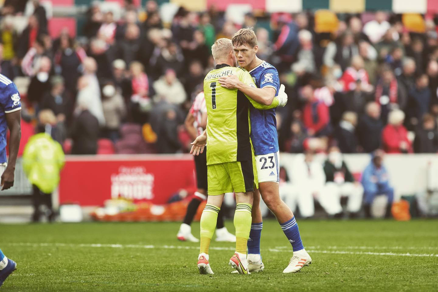 Jannik Vestergaard Hugging Opponent Background