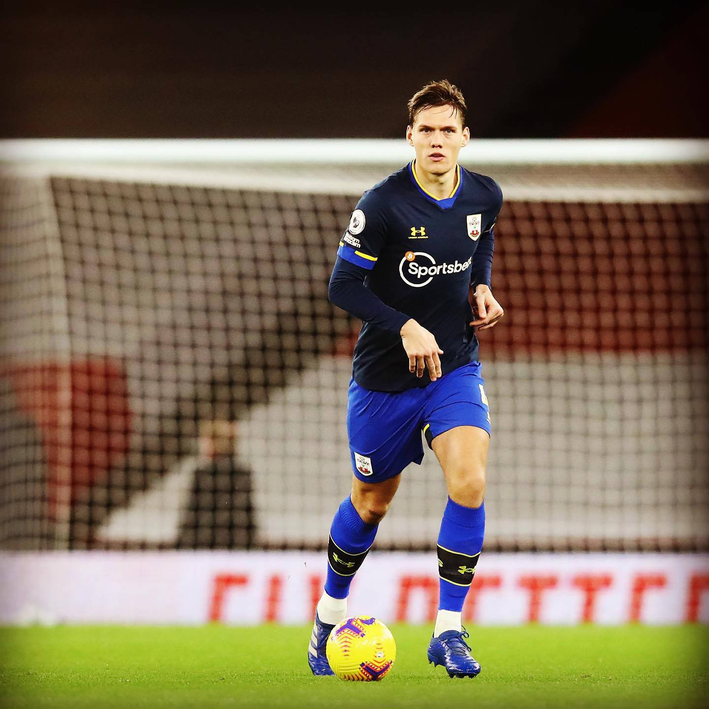 Jannik Vestergaard With The Ball