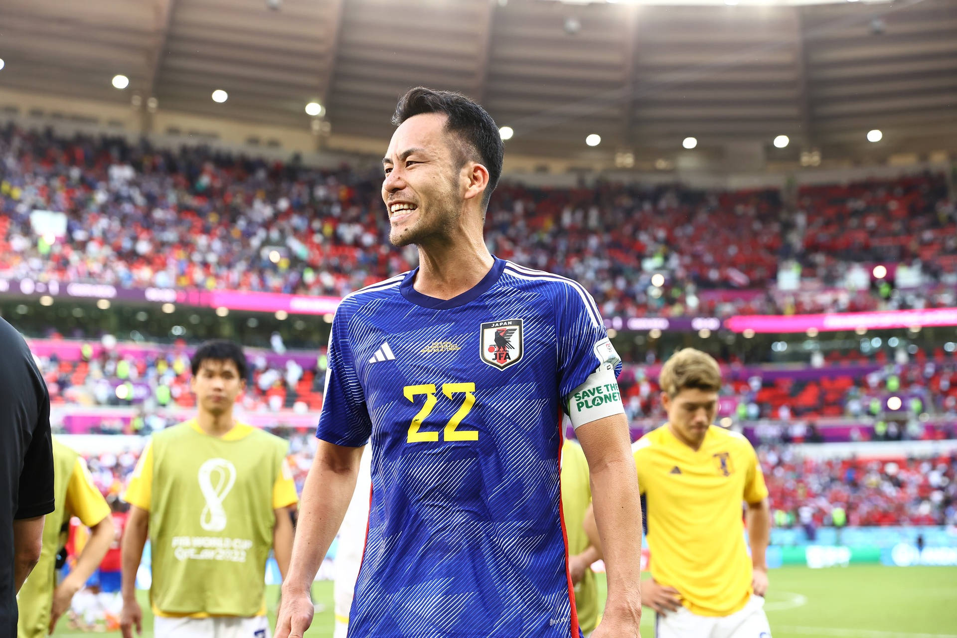 Japan National Football Team Grinning Maya Yoshida Background