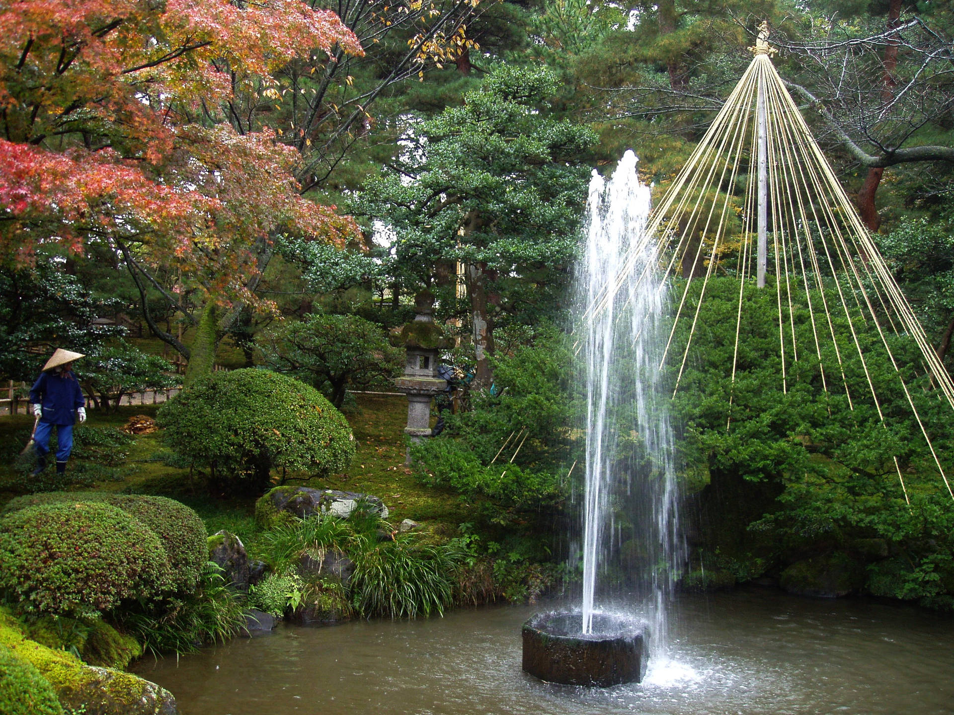 Japan's Kenrokuen Garden Background