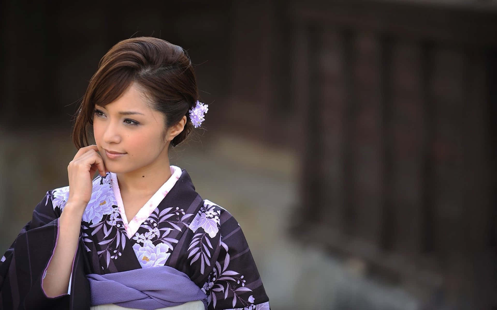 Japanese Kimono Women Background