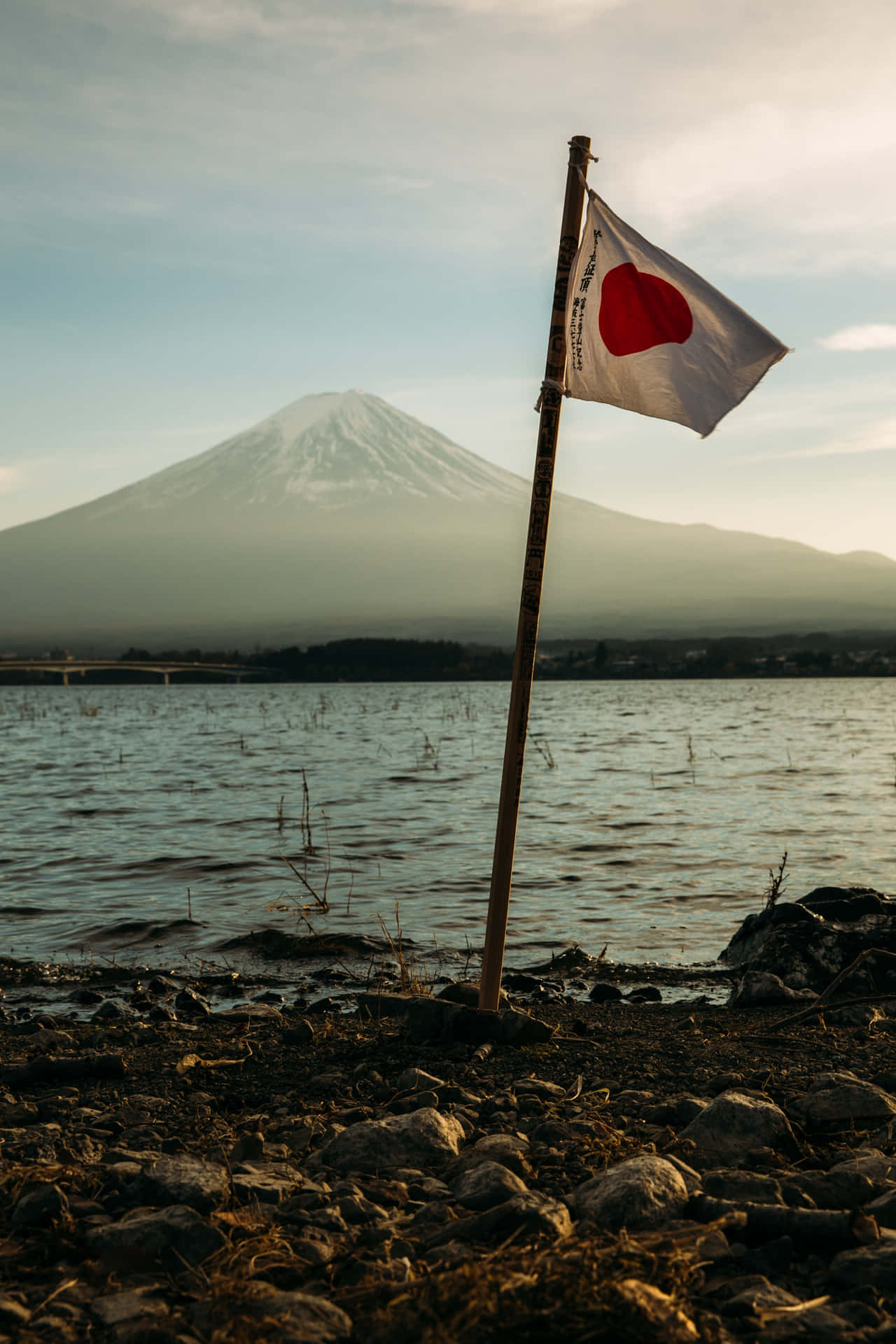 Japanese White Aesthetic 1999 X 2999 Background