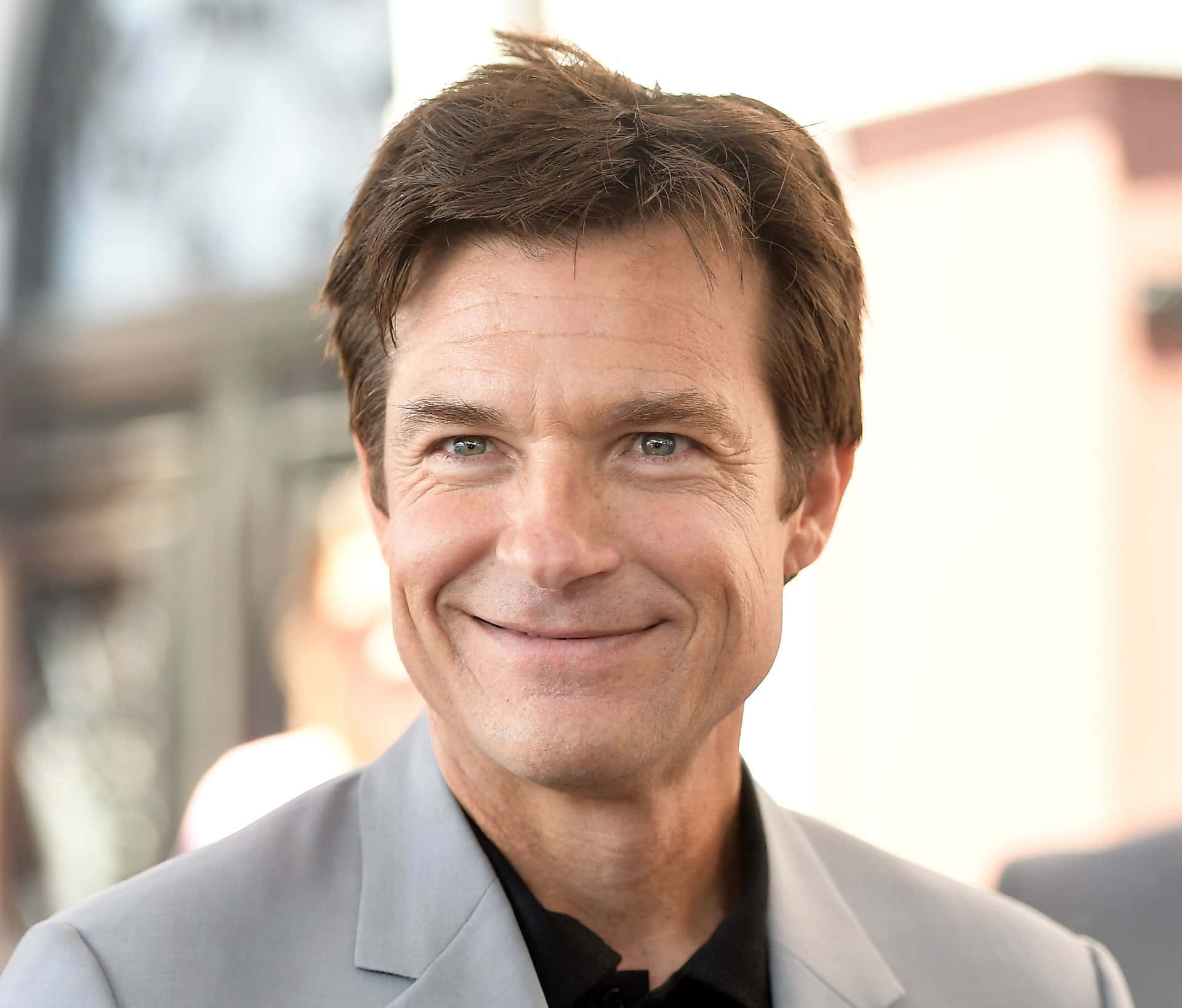 Jason Bateman 1954 X 1667 Background