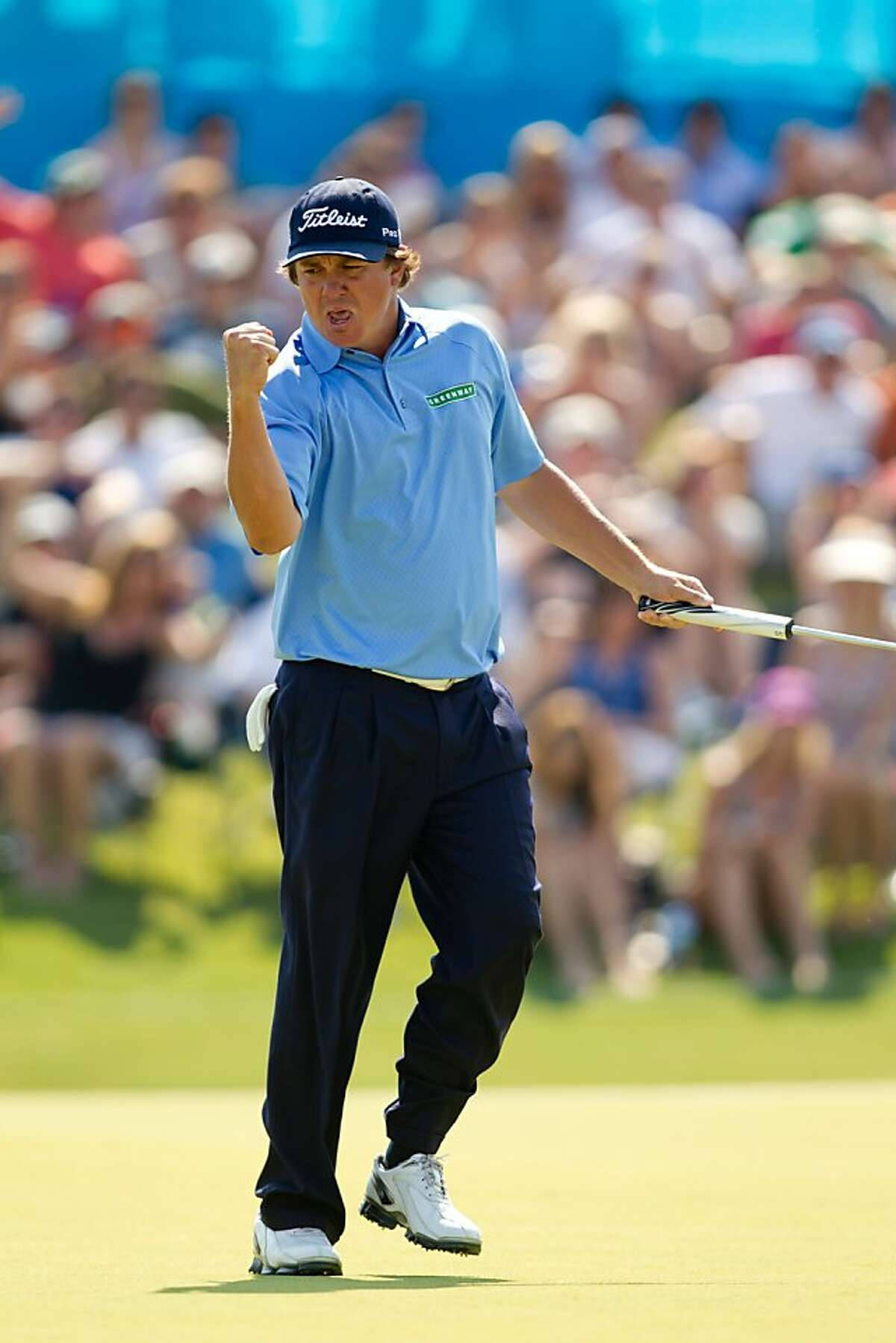 Jason Dufner Clenching His Fist Background