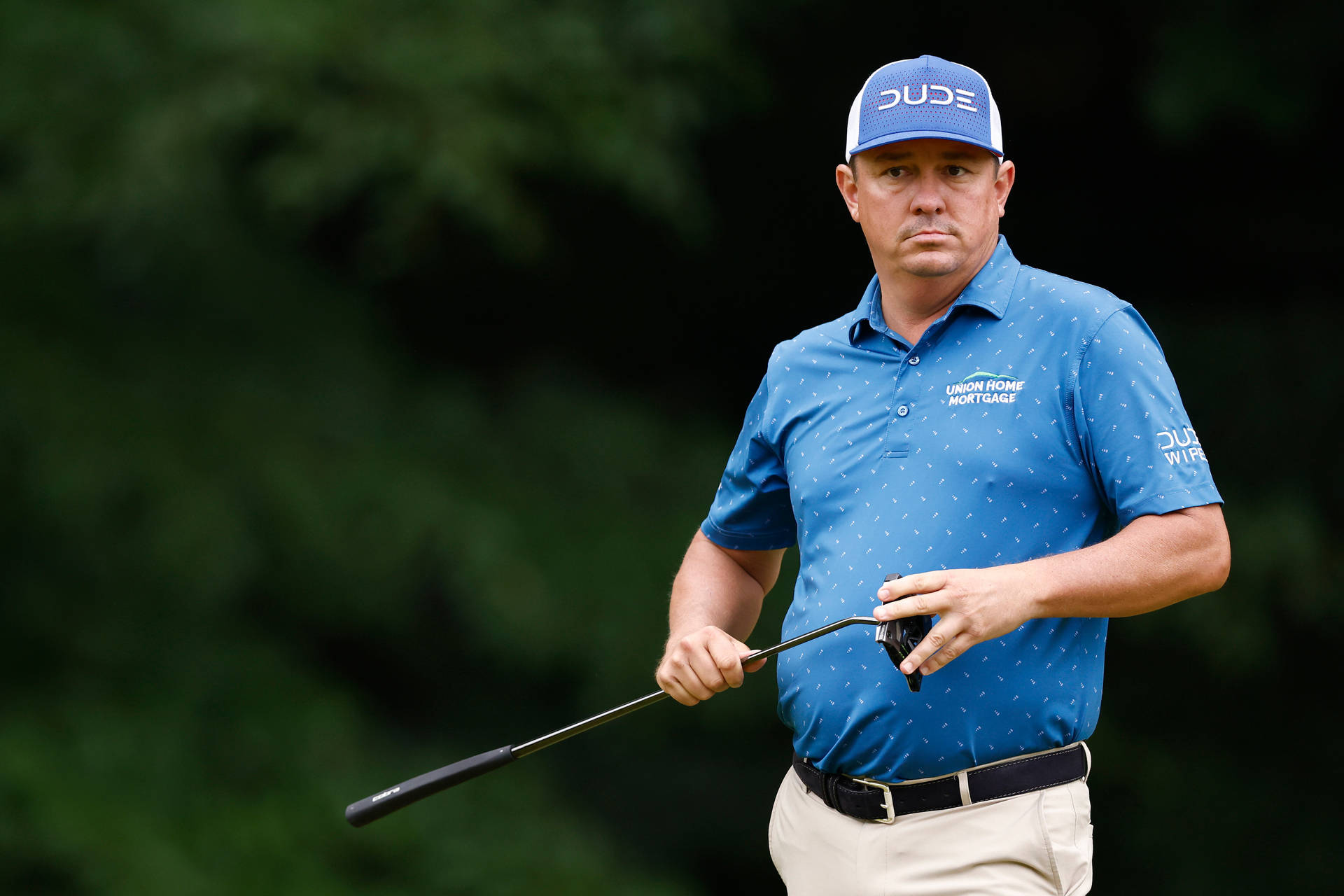 Jason Dufner Fixing His Golf Club