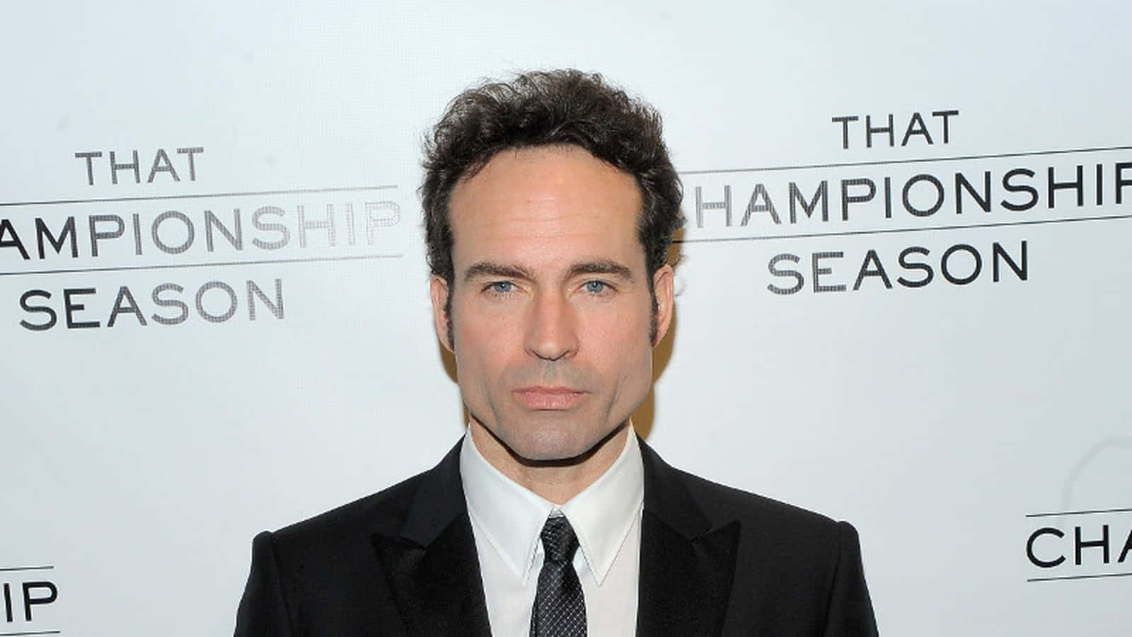 Jason Patric 1600 X 900 Background