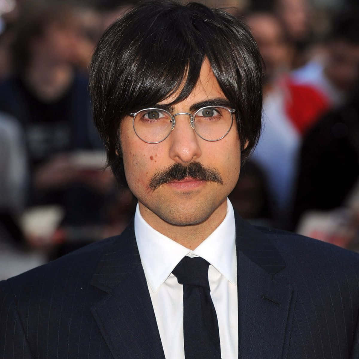 Jason Schwartzman In The Indie Film Rushmore Background