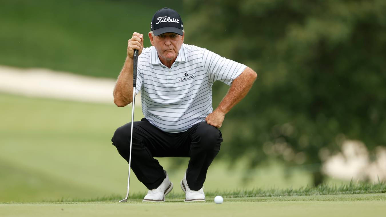 Jay Haas Squatting Background