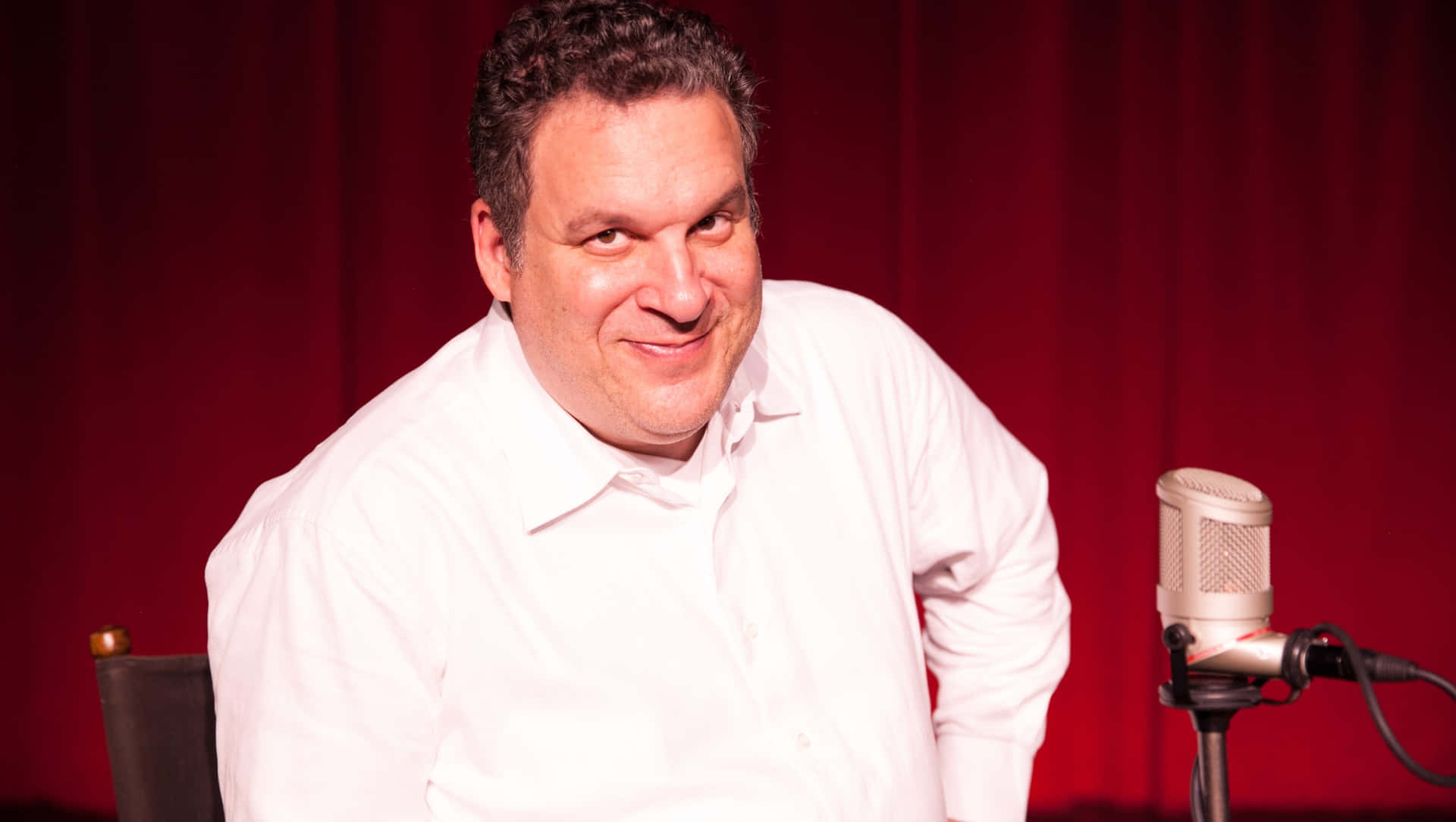 Jeff Garlin 3861 X 2180 Background
