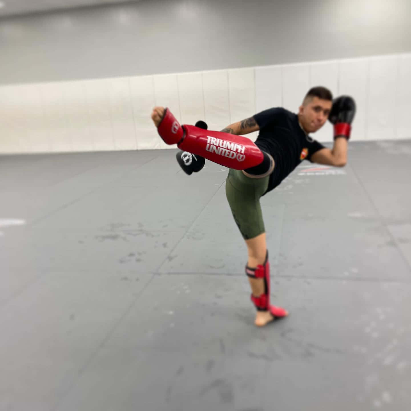 Jeff Molina During Training Background