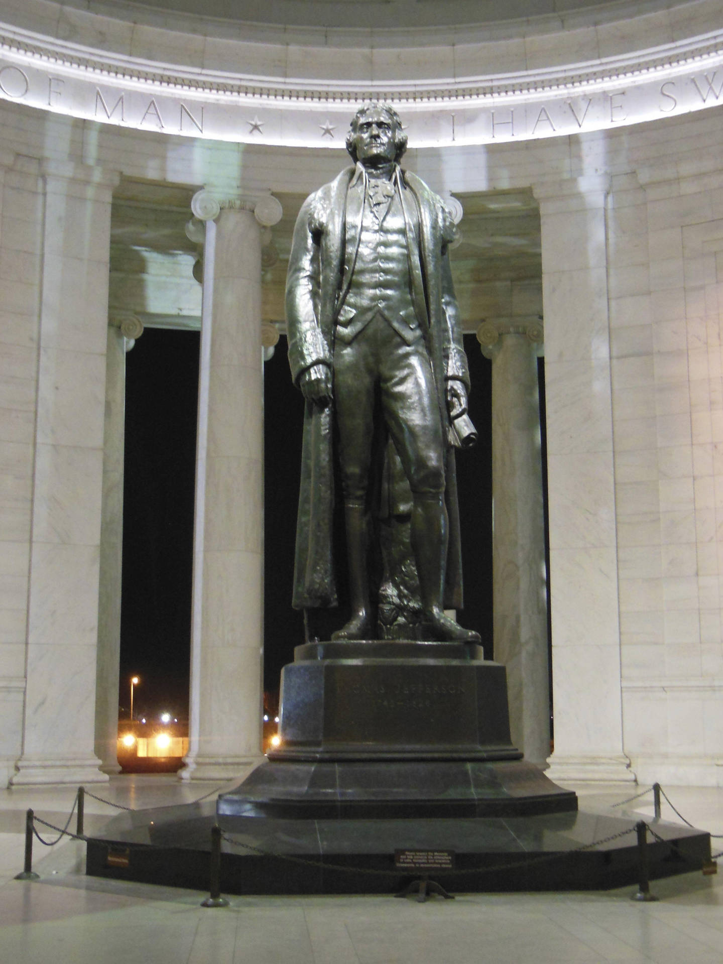 Jefferson Memorial Full Statue