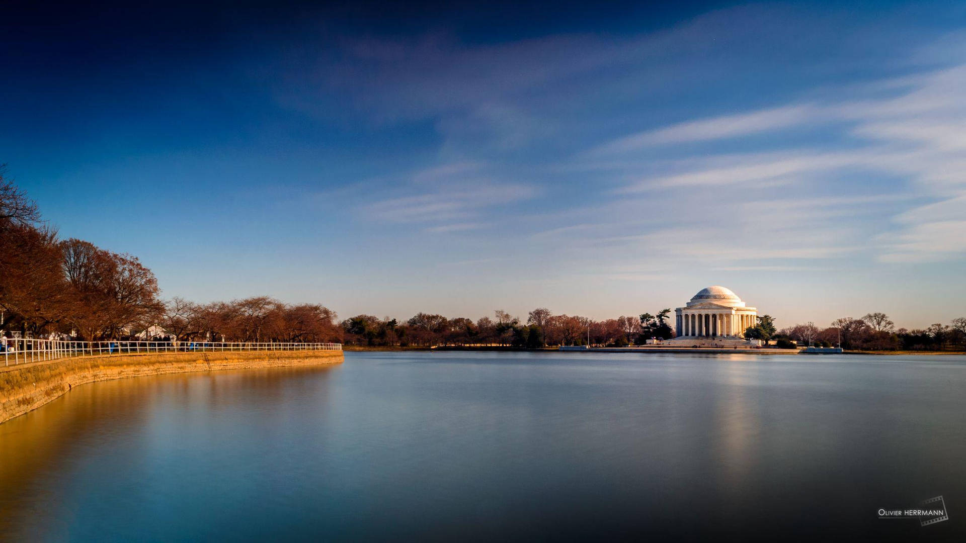 Jefferson Memorial Wide Angle Shot