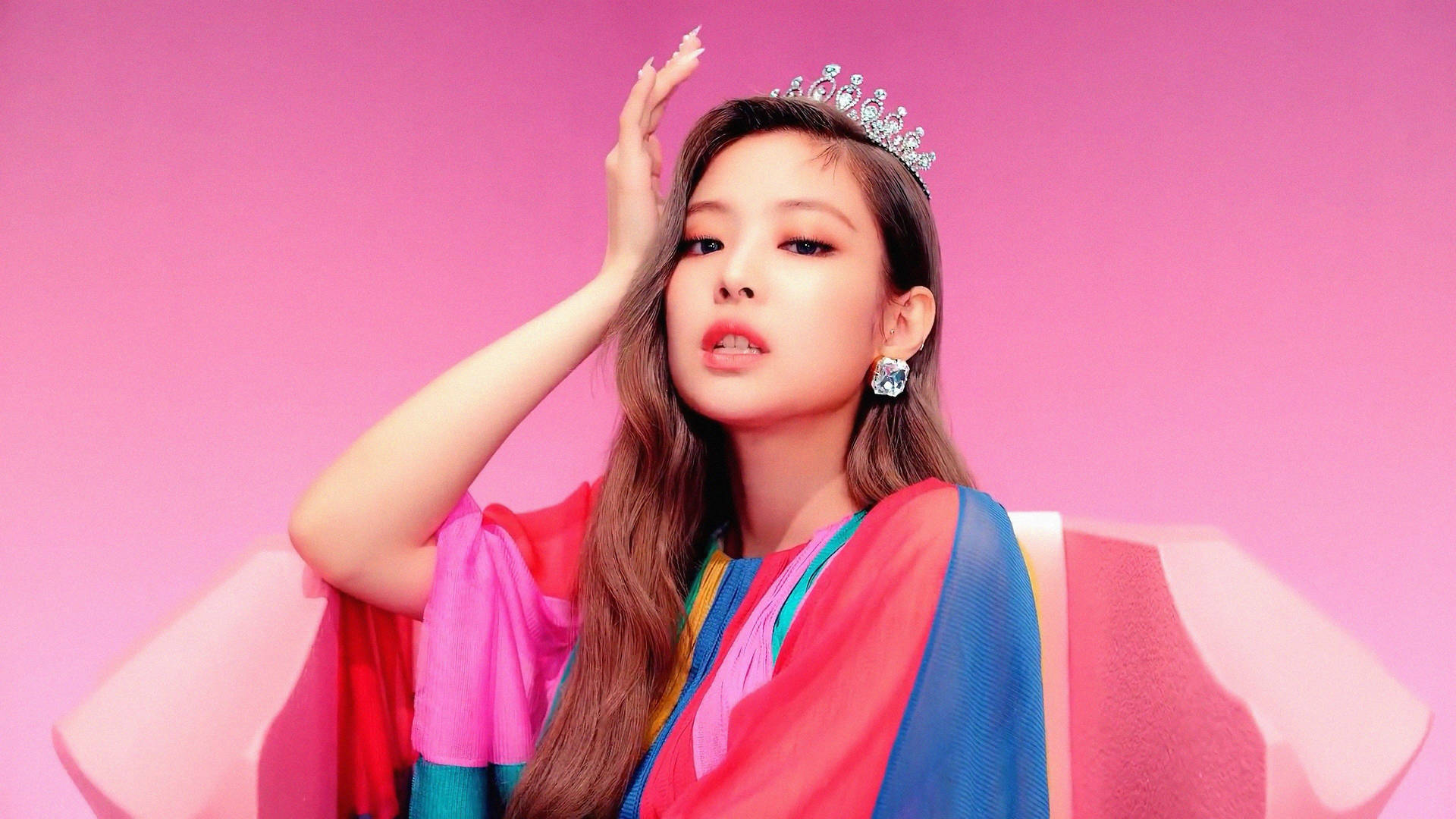 Jennie Kim Queen Face With Crown