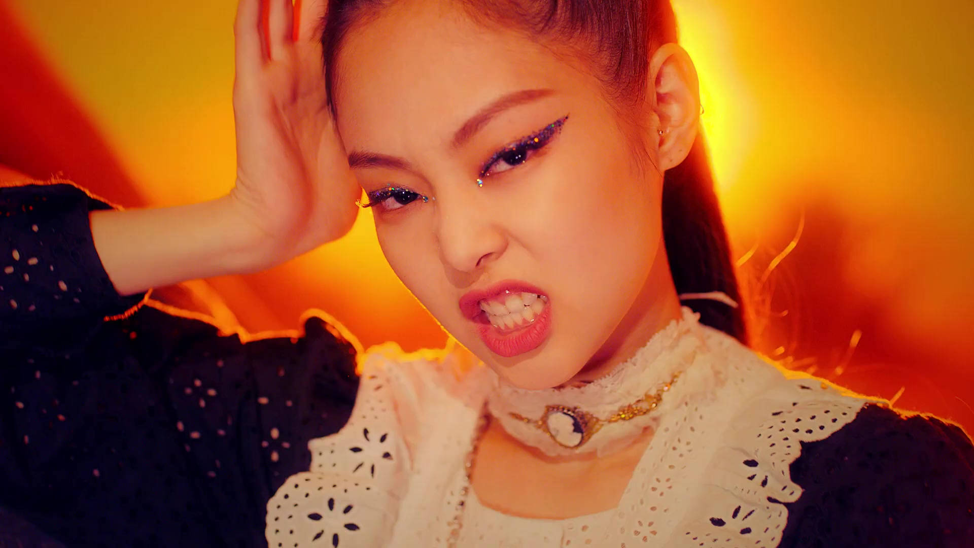 Jennie Kim Sheesh Pose