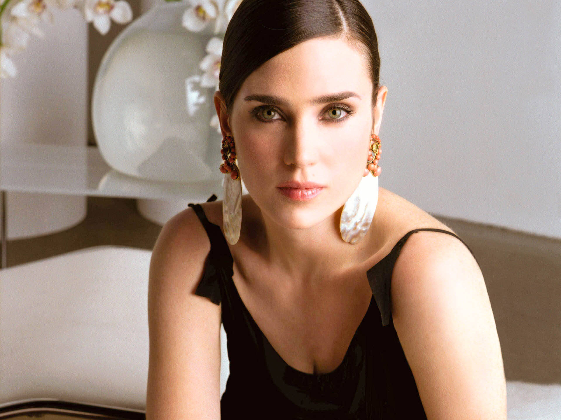 Jennifer Connelly Elegant