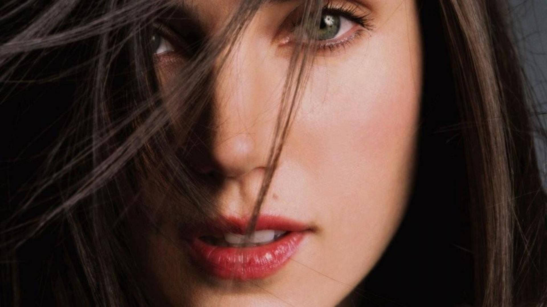 Jennifer Connelly Face Close Up