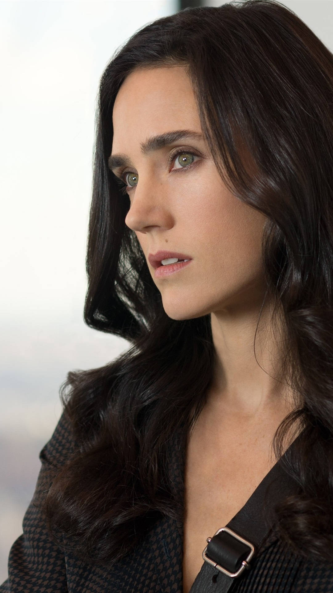 Jennifer Connelly Serious