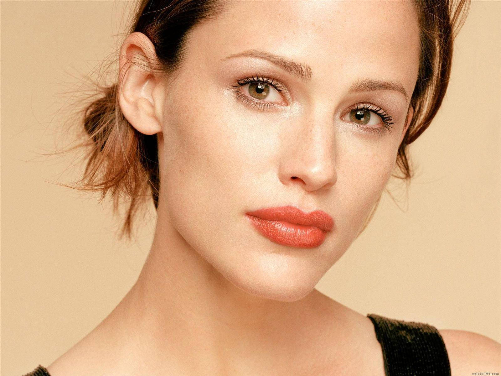 Jennifer Garner Natural Makeup Background