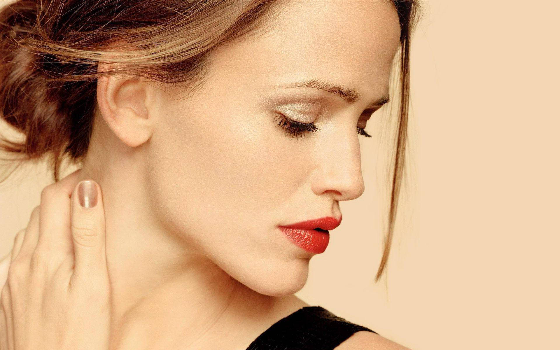 Jennifer Garner Red Lipstick Background