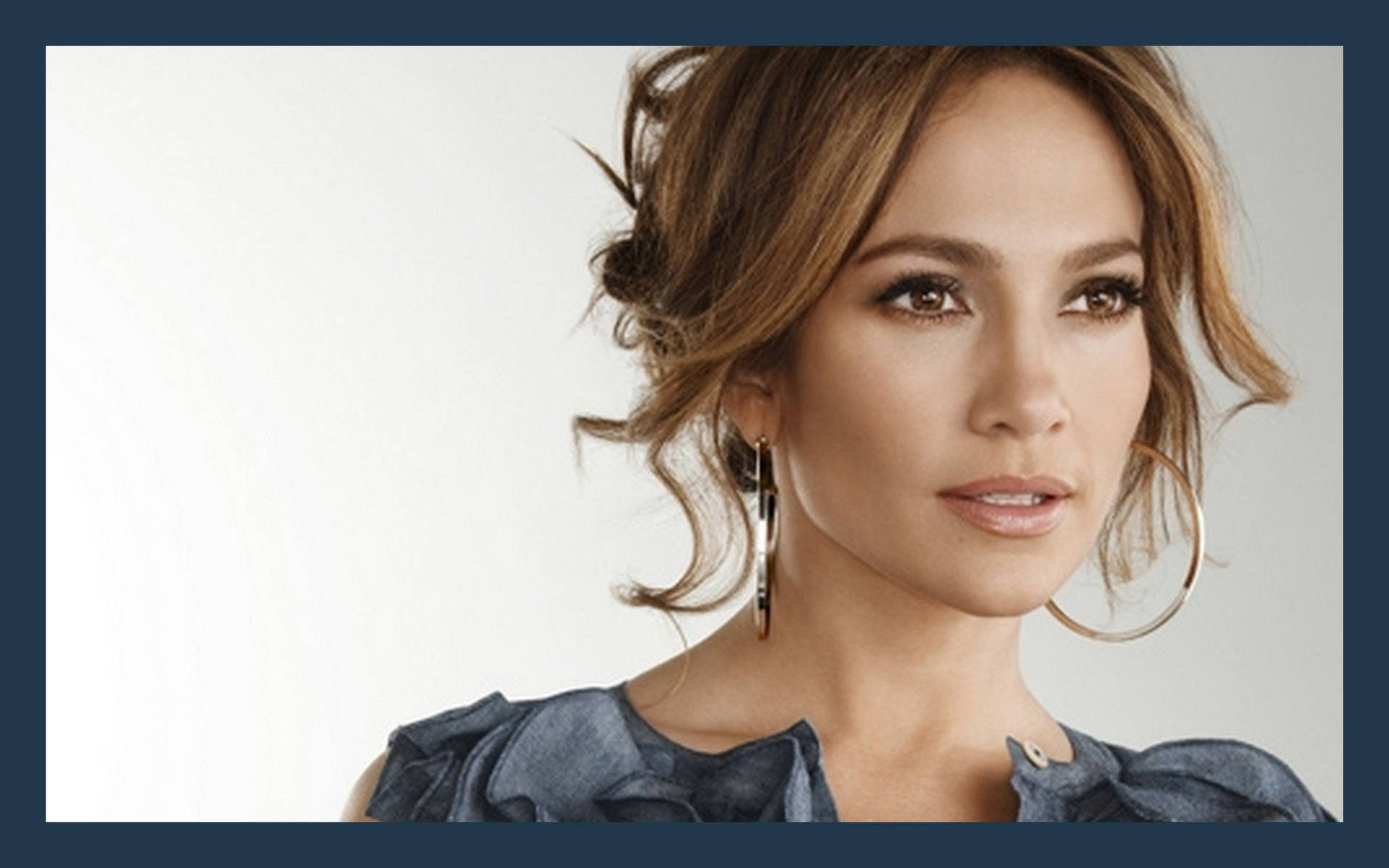 Jennifer Lopez Looking Glamorous Background