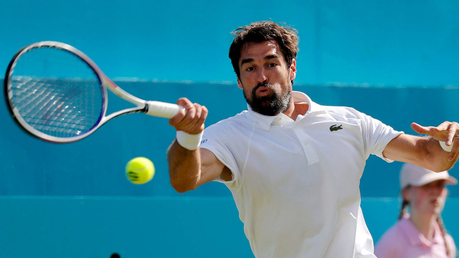 Jeremy Chardy Reaching For Ball