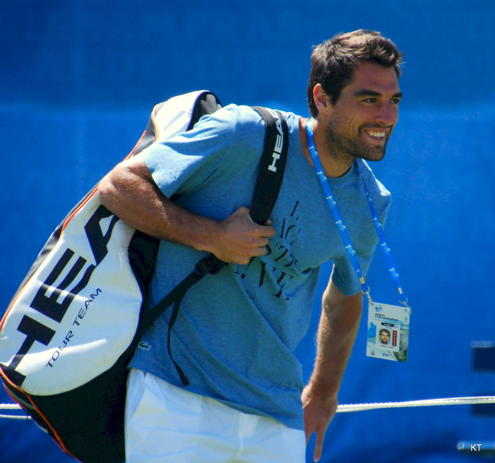 Jeremy Chardy With Tennis Bag Background