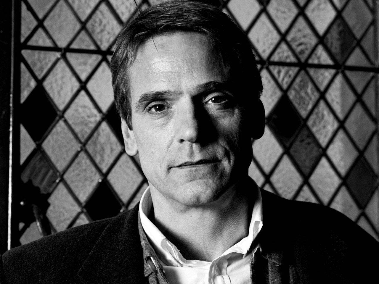 Jeremy Irons Bnw Portrait Background