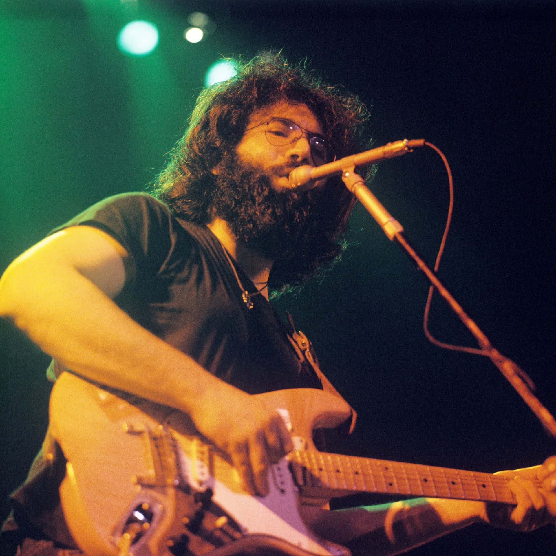 Jerry_ Garcia_ Performing_ Live Background