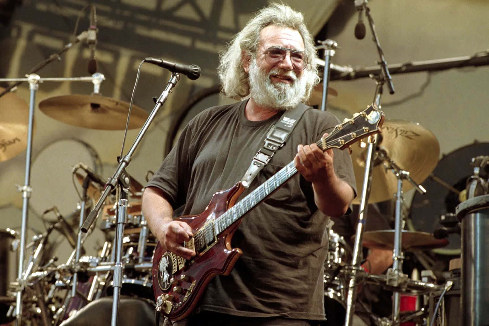 Jerry Garcia Performing Live Background