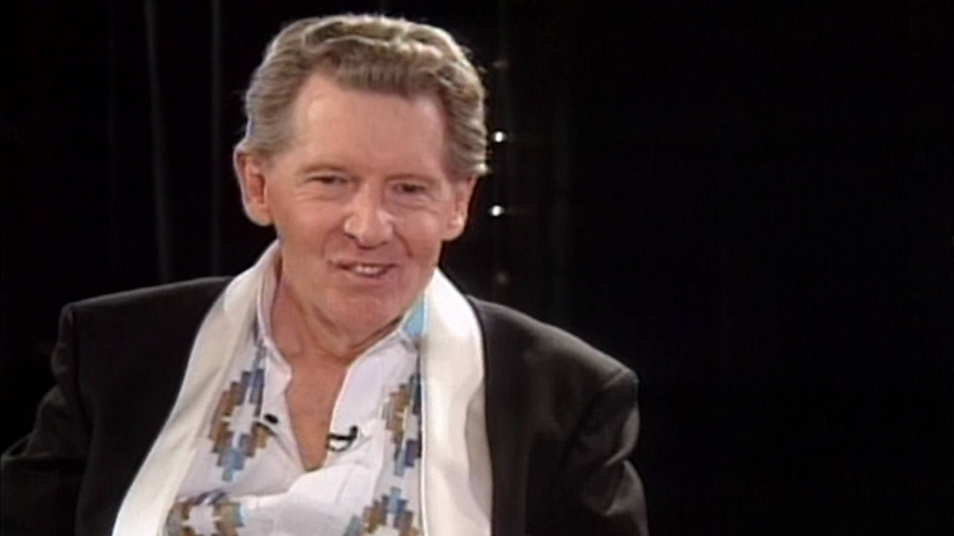 Jerry Lee Lewis In Fancy Suit Background