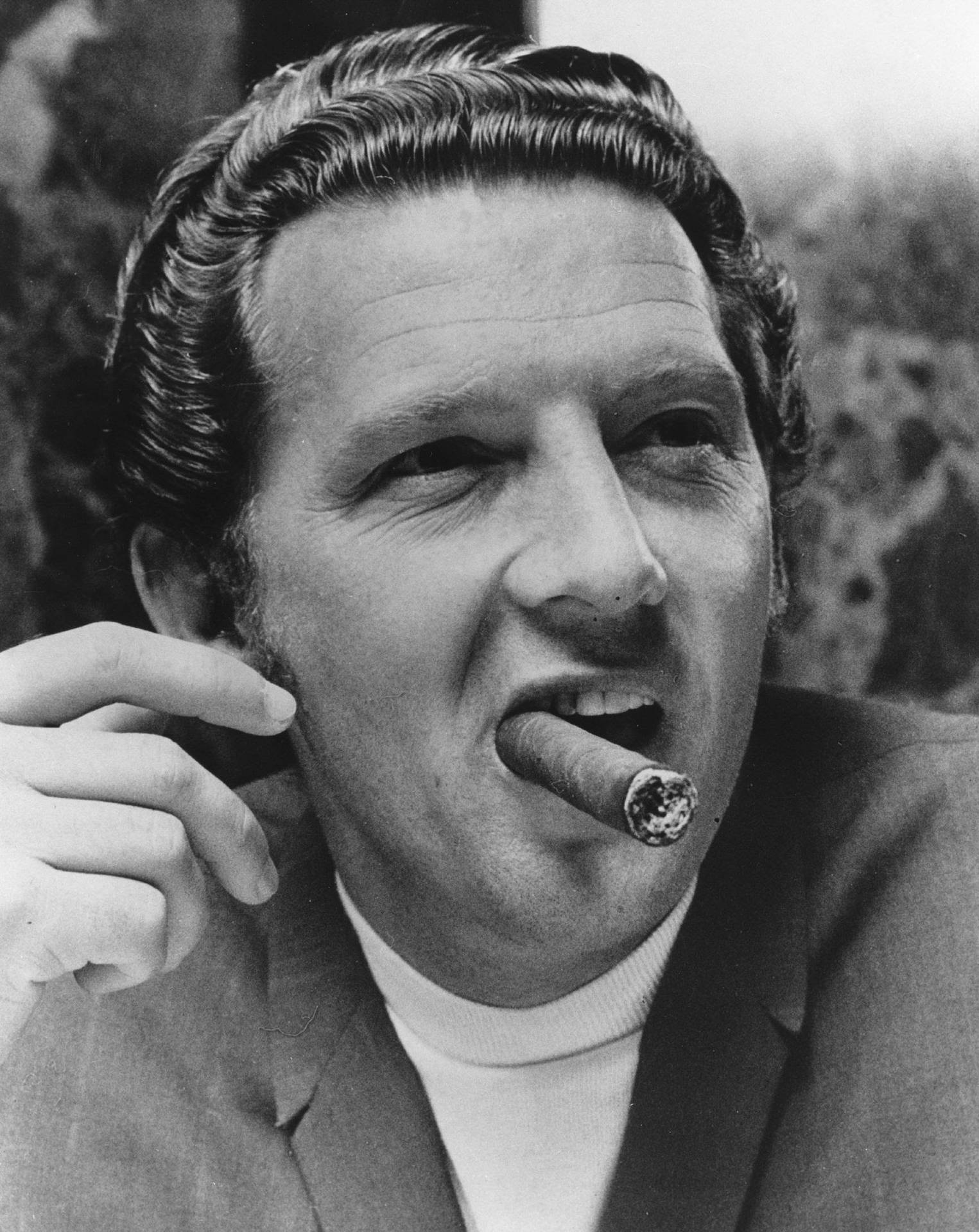 Jerry Lee Lewis Smoking Cuban Cigar Background