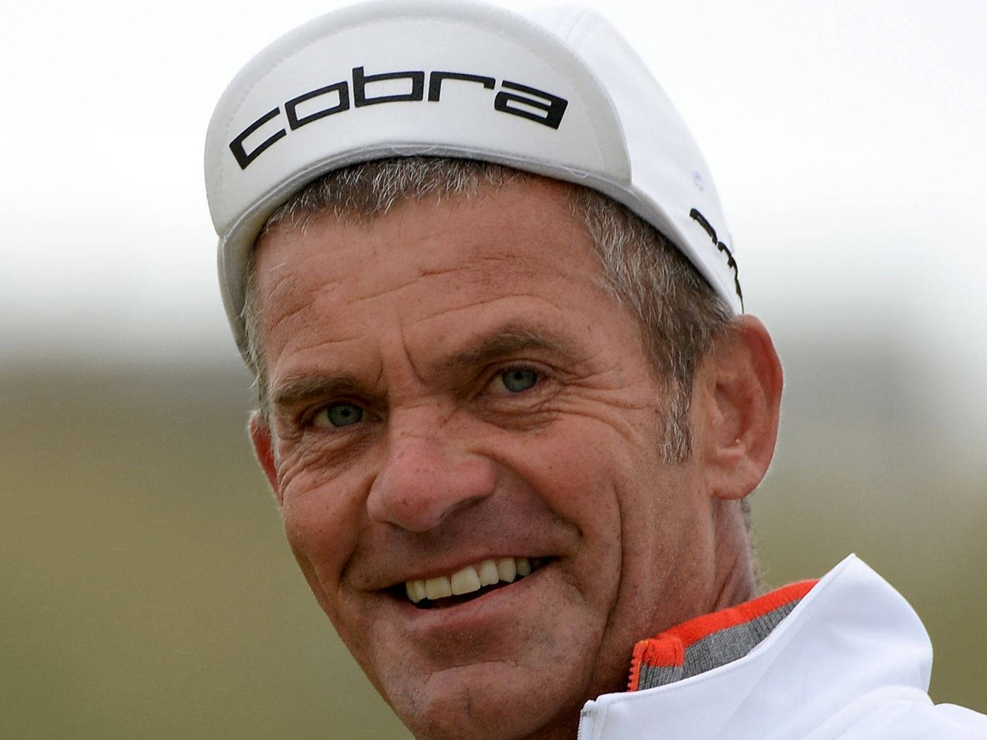 Jesper Parnevik Smiling Background