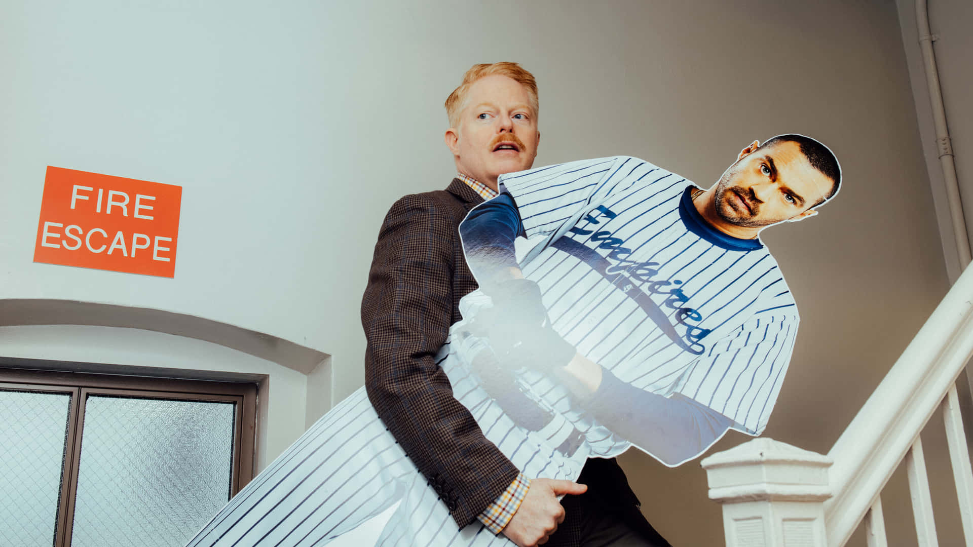 Jesse Tyler Ferguson 3000 X 1687 Background