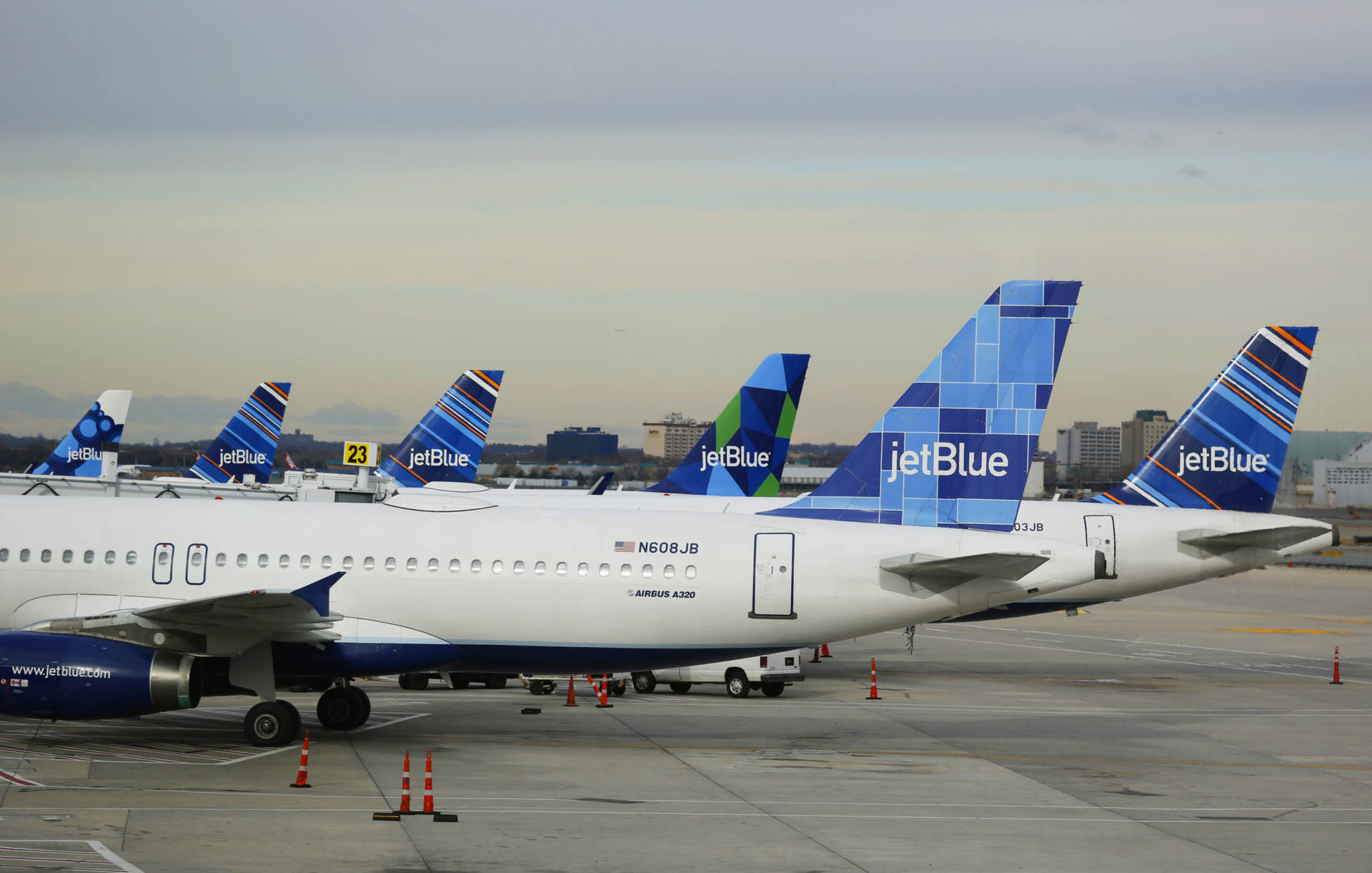 Jetblue Airways Airlines Parked Airplanes Background