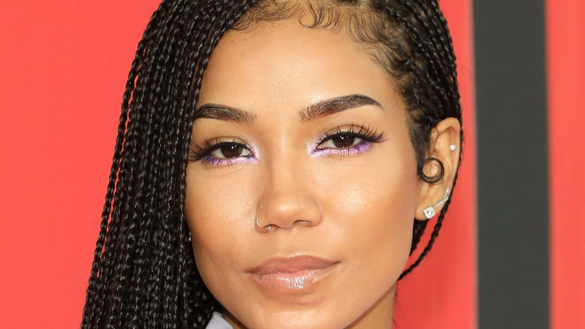 Jhene Aiko - Soulful Music Sensation Background