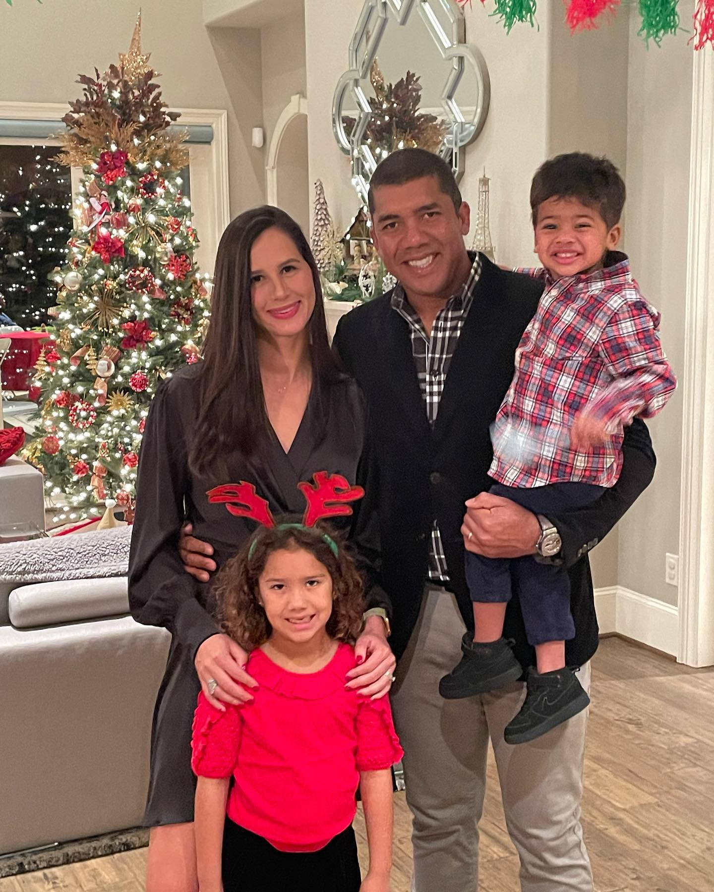 Jhonattan Vegas Family On Christmas Background