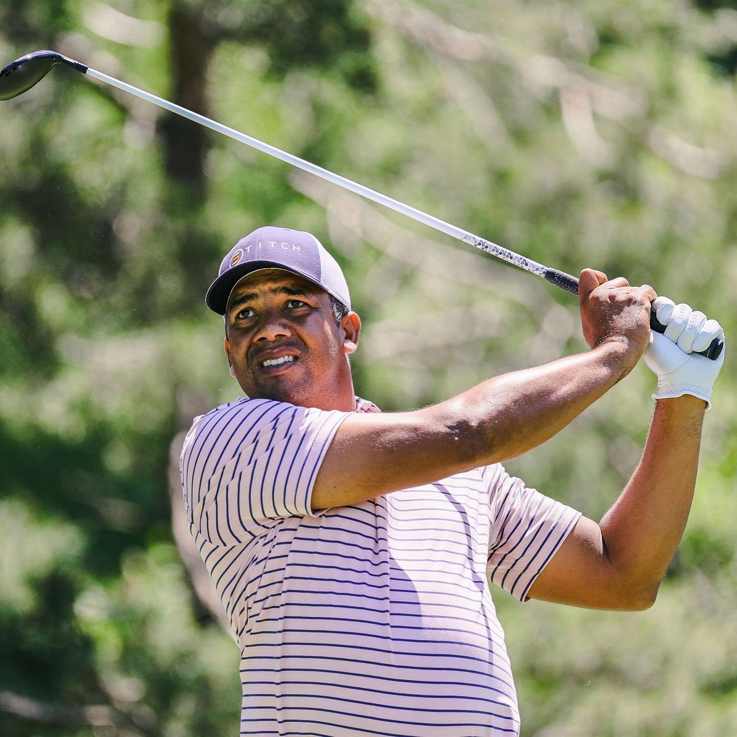 Jhonattan Vegas In Striped Shirt Background