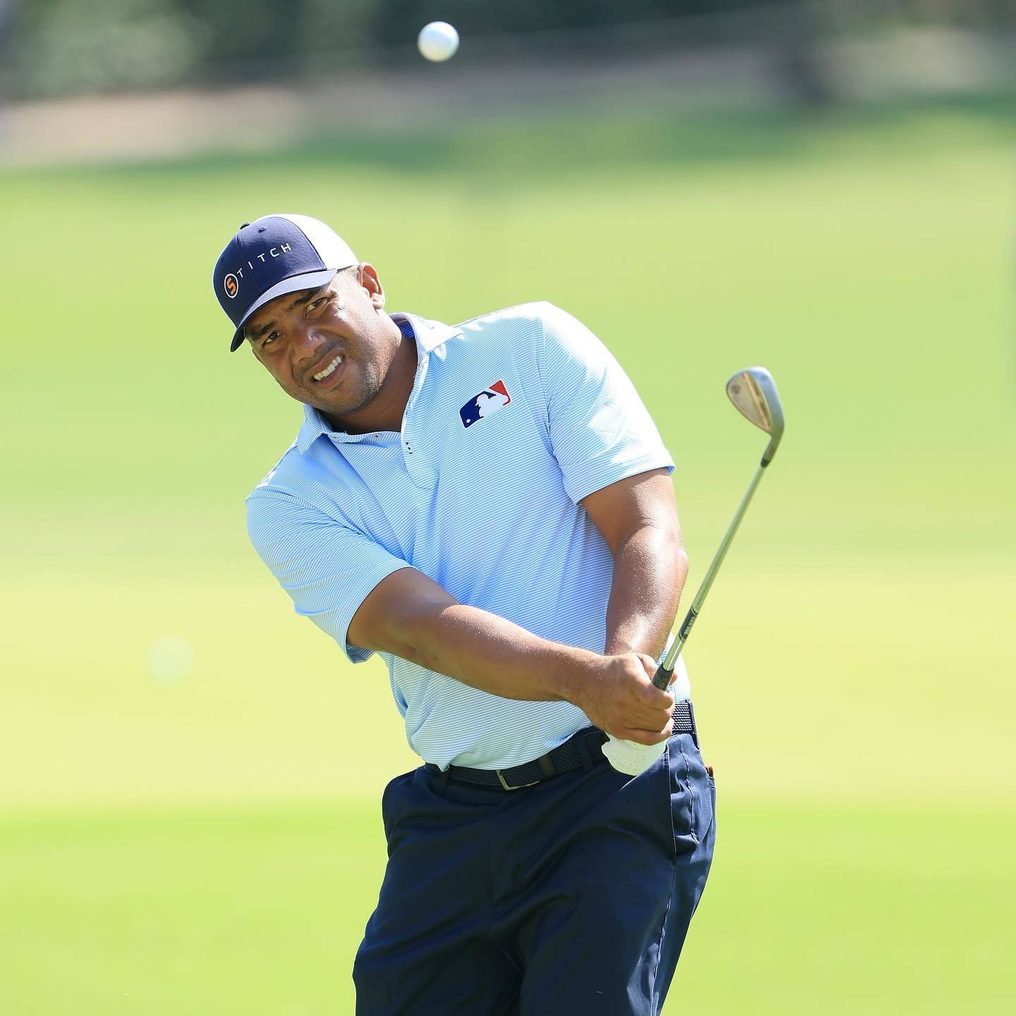 Jhonattan Vegas Looking Ball In Air Background