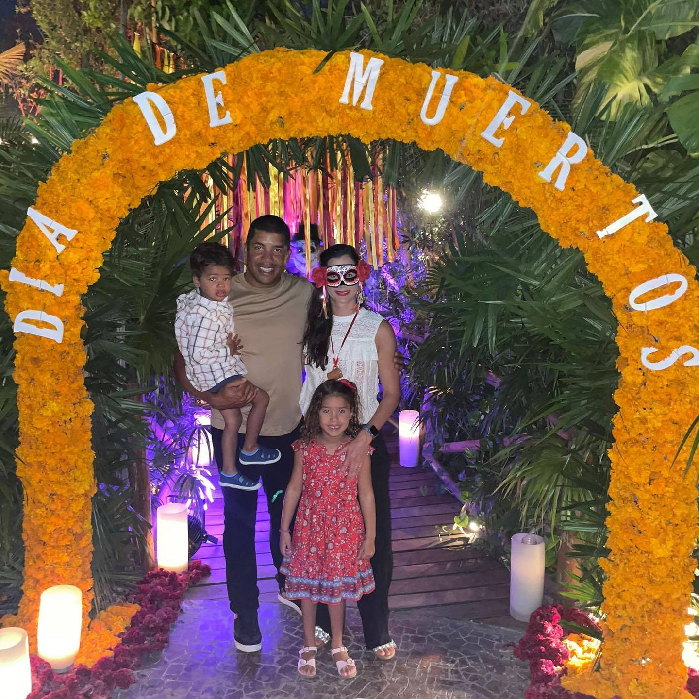 Jhonattan Vegas With Family Wholesome Background