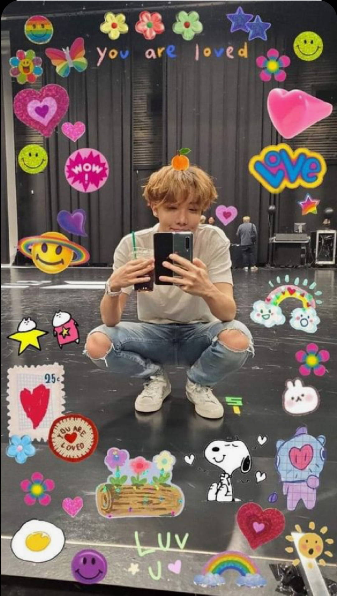 Jhope Cute Mirror Selfie Background