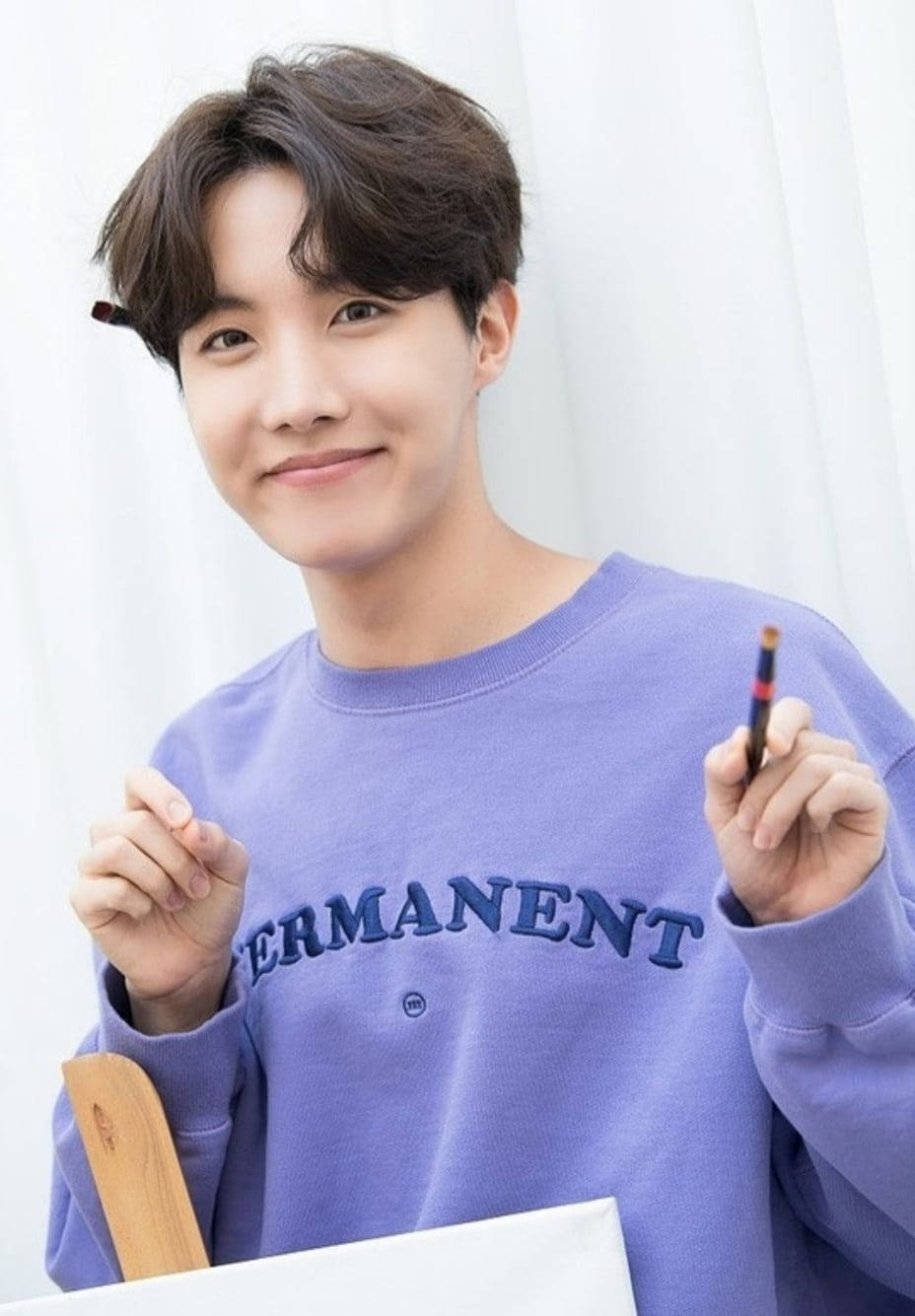 Jhope Cute Smile While Painting Background