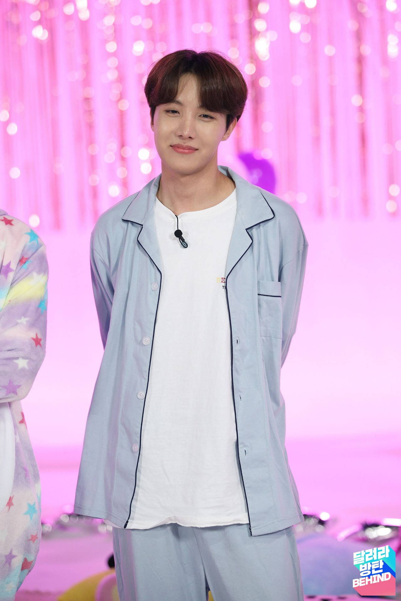 Jhope Cute Smiling On Purple Background Background