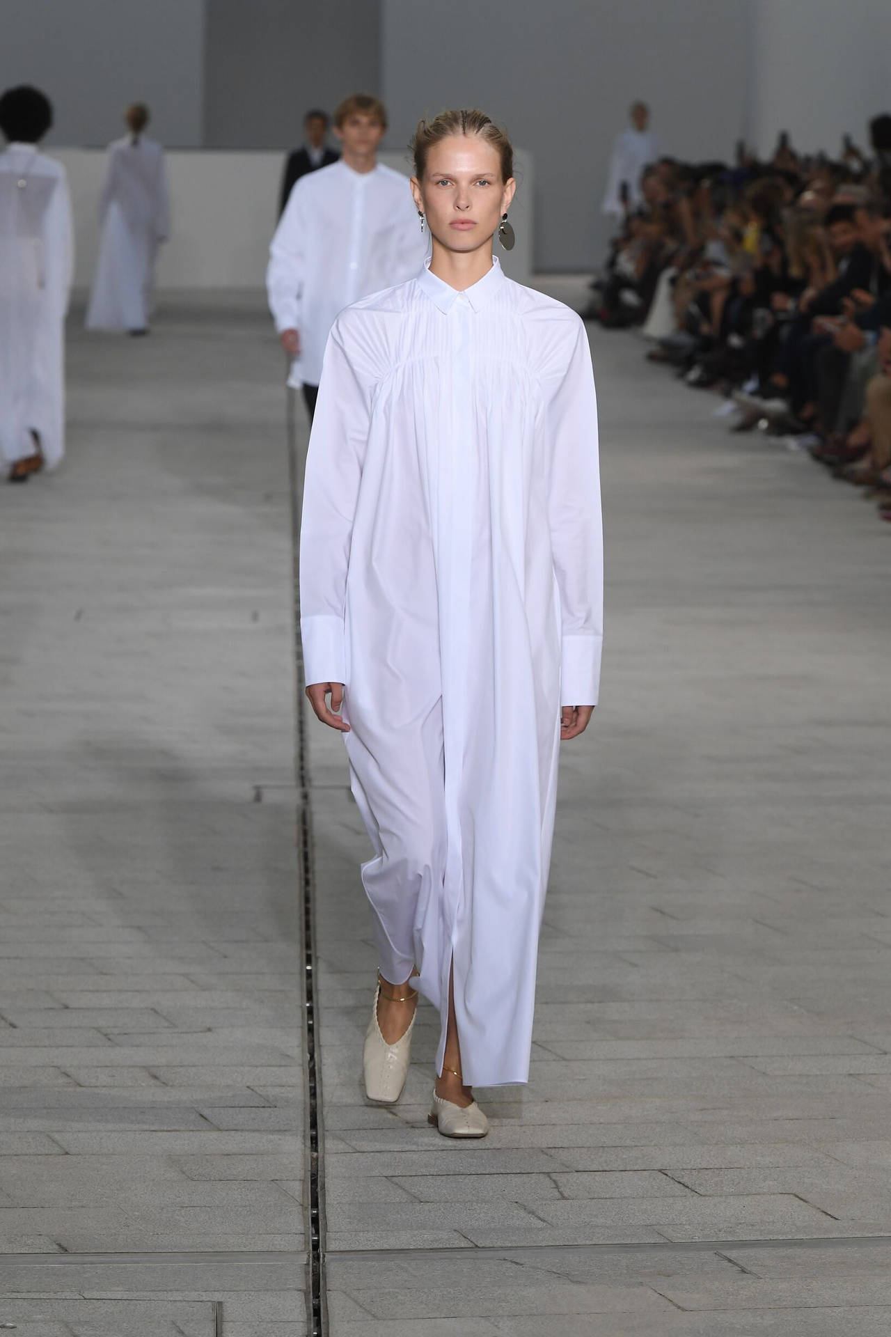 Jil Sander Without Collar Background