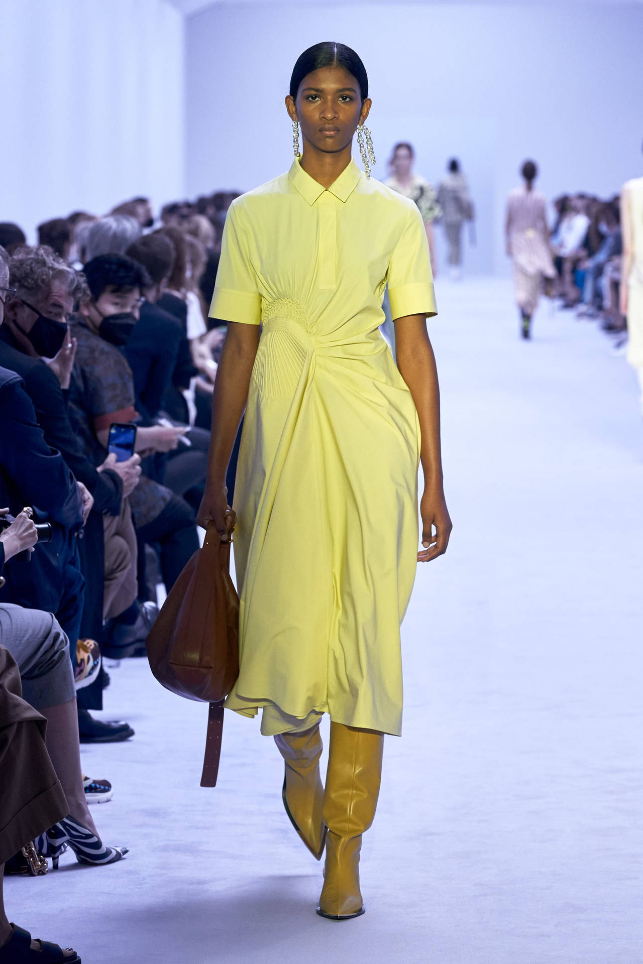 Jil Sander Yellow Dress Background