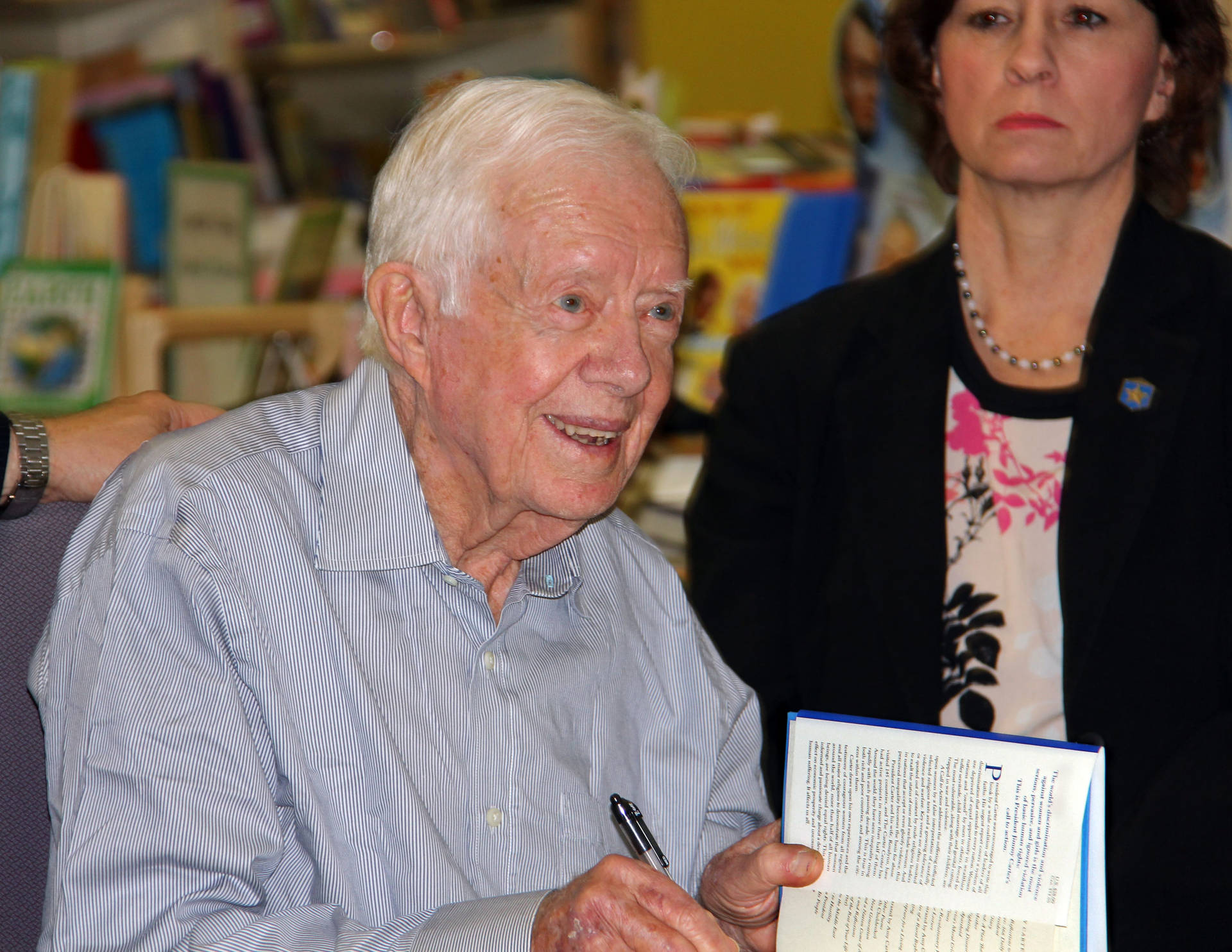 Jimmy Carter Signs His Book Background