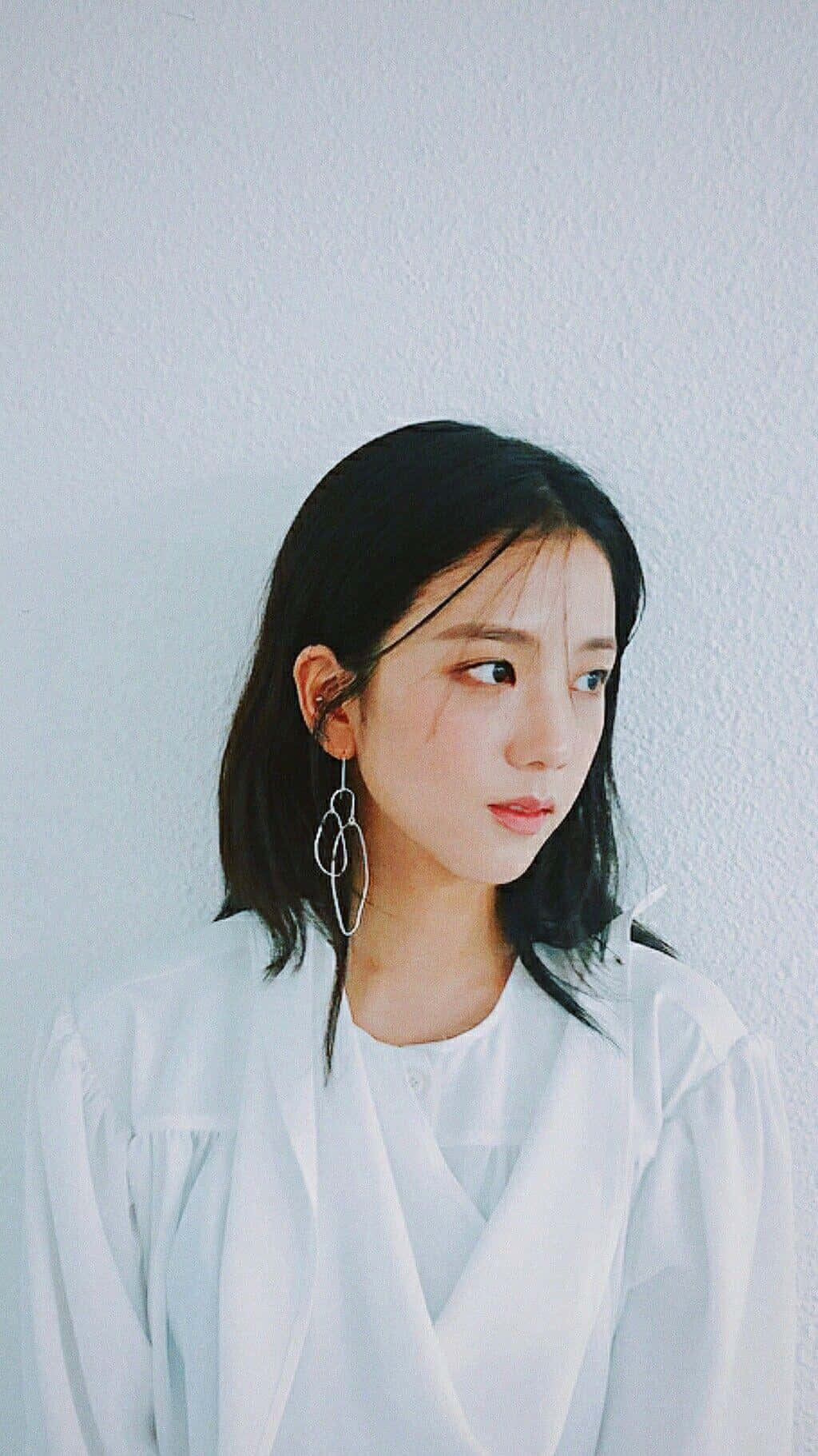 Jisoo Blackpink Charming White Outfit Background