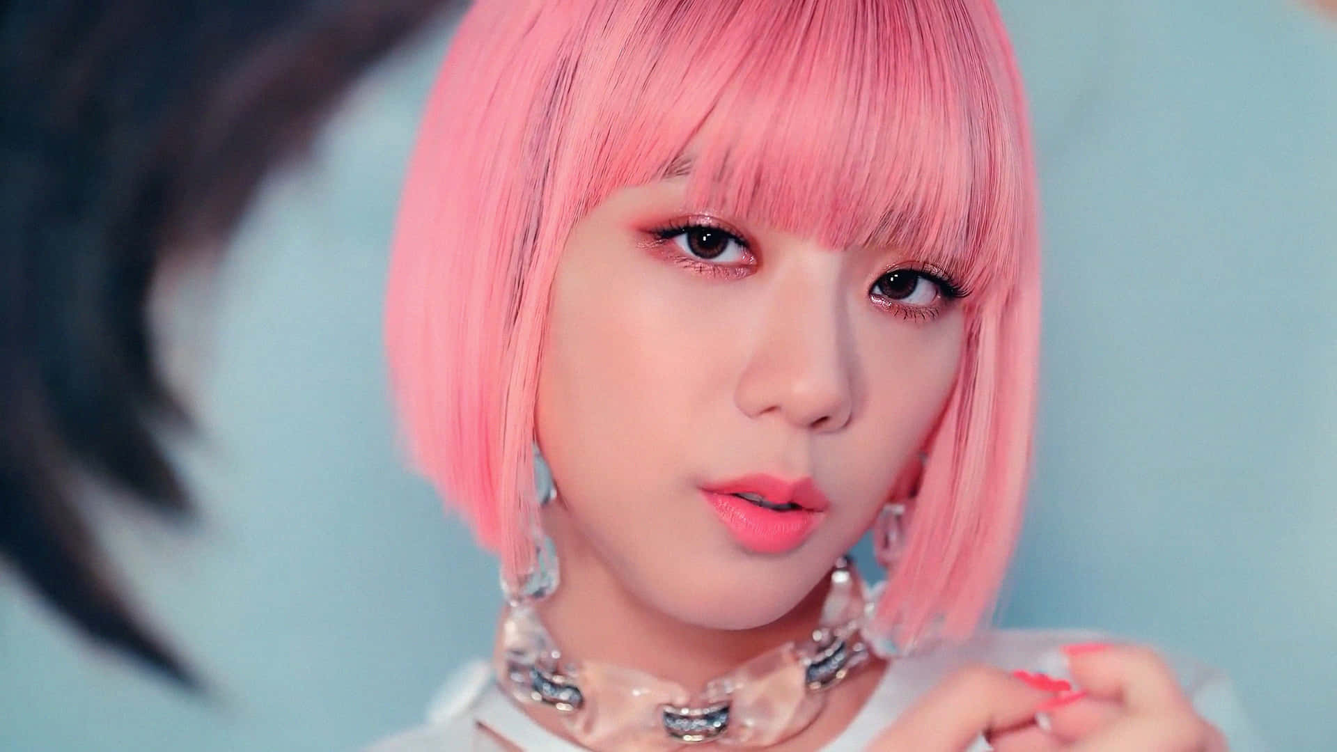 Jisoo Blackpink Pink Bangs Necklace Background
