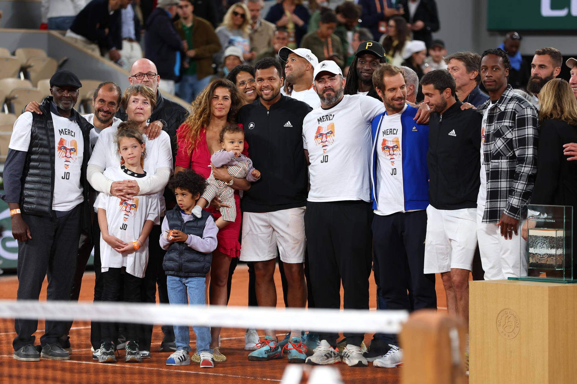 Jo-wilfried Tsonga Family And Friends Background