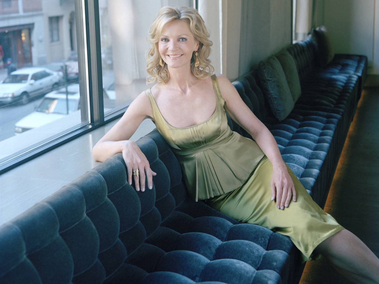 Joan Allen Green Dress