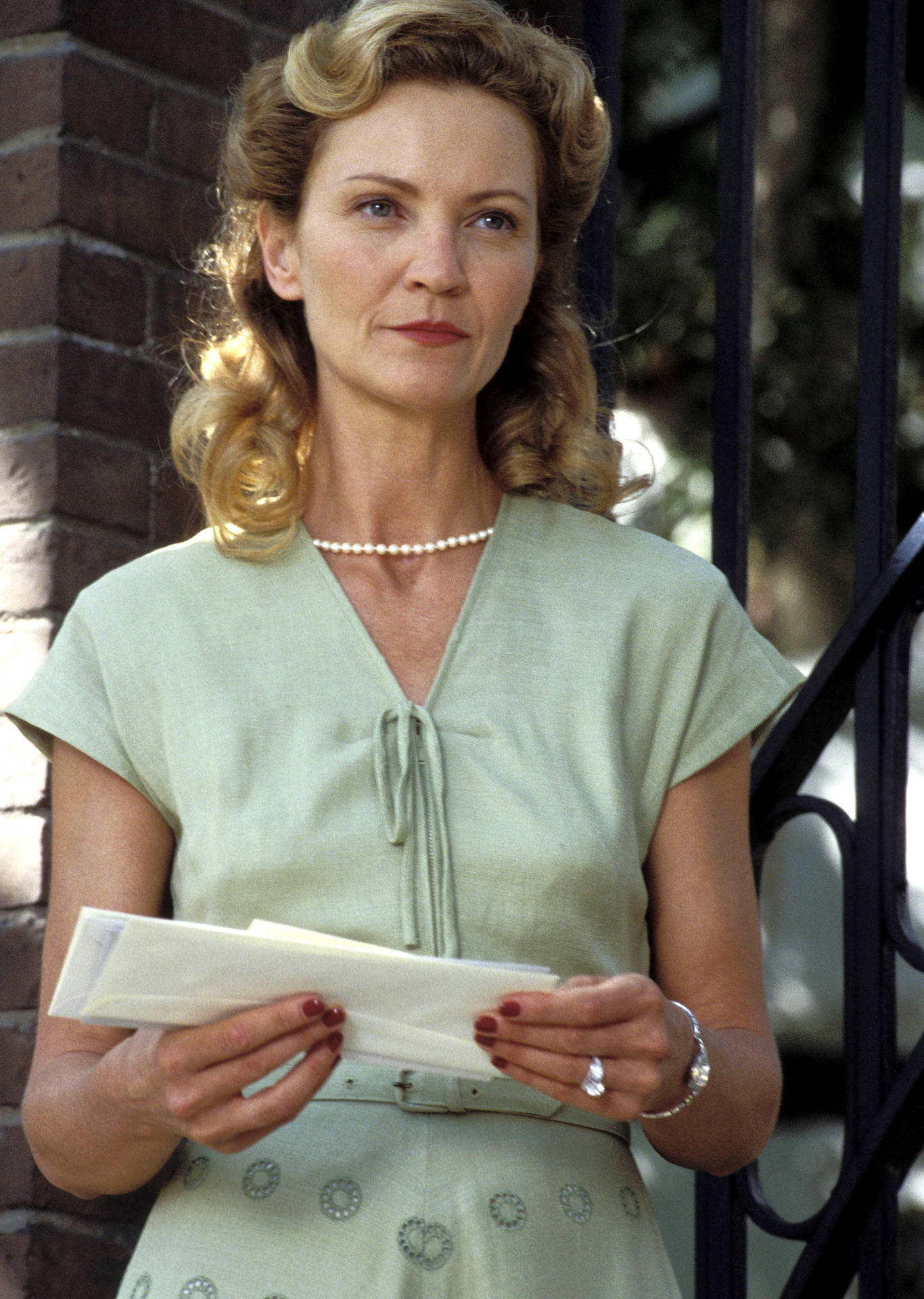 Joan Allen The Notebook Background